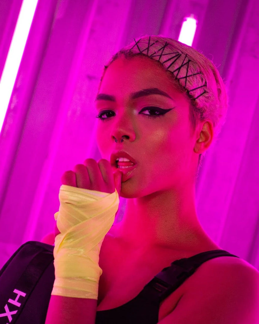 Andrew - Agent Pair Of Non-Slip Neon Yellow Leg Wraps Plus 5 Andrew - Agent Pair Of Non-Slip Neon Yellow Leg Wraps Plus