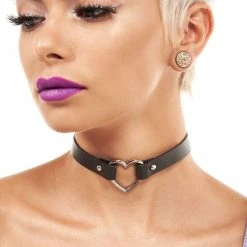 Accessories House Sweetheart Bondage Ring Choker