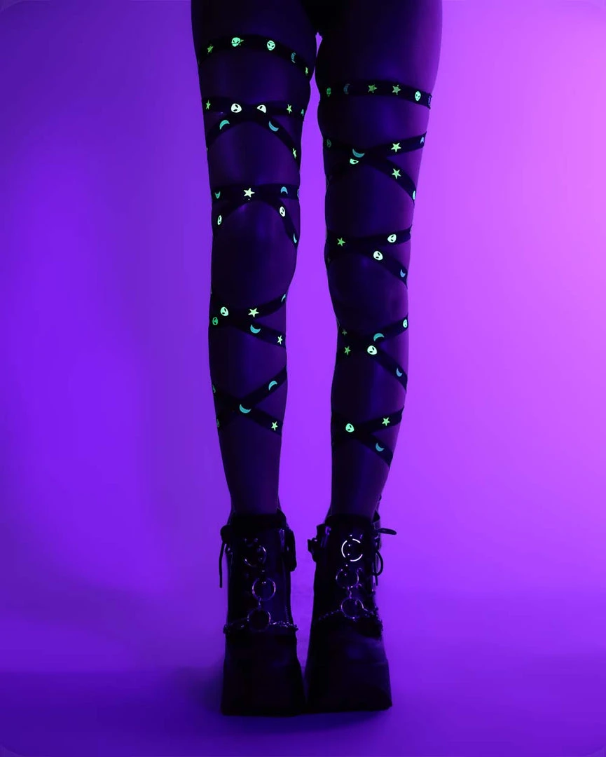 Andrew - Agent Alien Quest Neon Leg Wraps 4 Andrew - Agent Alien Quest Neon Leg Wraps