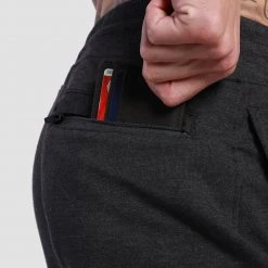 INTO THE AM Basic Joggers