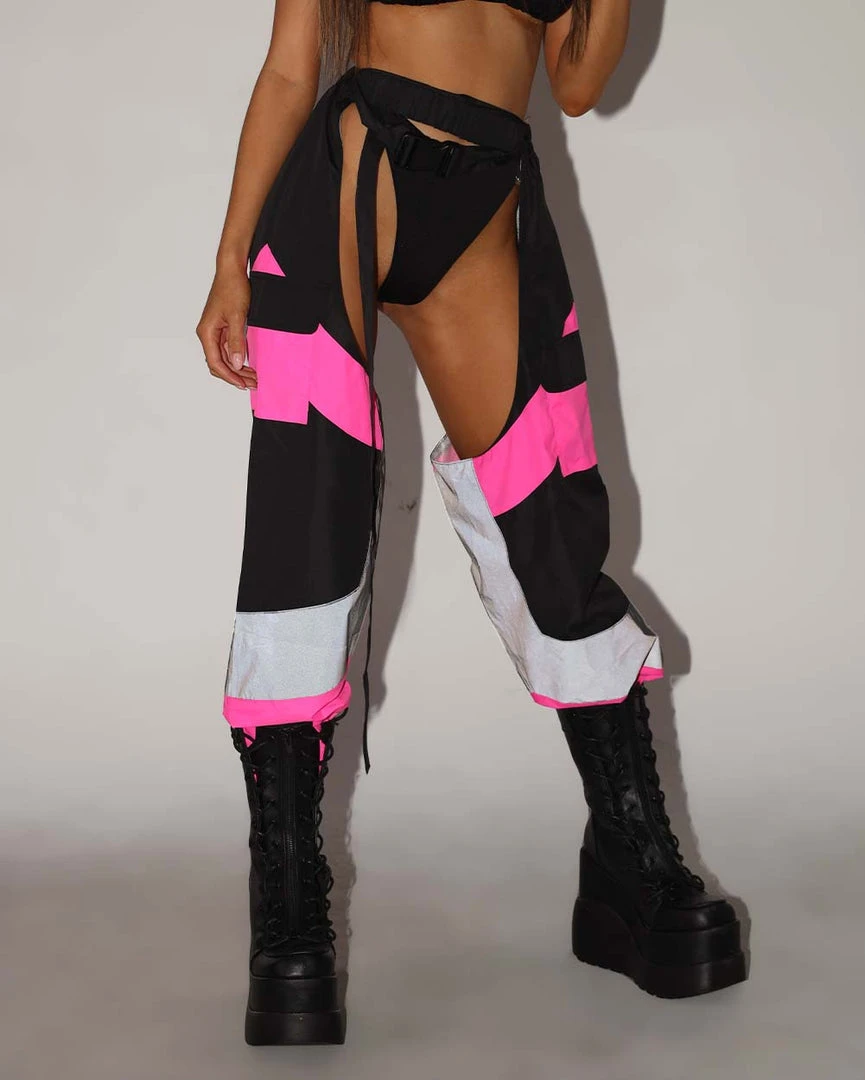 Hot & Delicious Black Bead Cue The Applause Speed Clasp Chaps 1 Hot & Delicious Black Bead Cue The Applause Speed Clasp Chaps