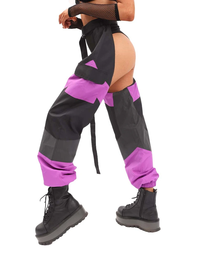 Hot & Delicious Black Bead Cue The Applause Speed Clasp Chaps 8 Hot & Delicious Black Bead Cue The Applause Speed Clasp Chaps