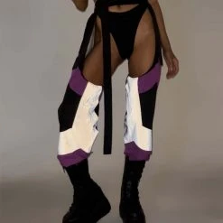 Hot & Delicious Black Bead Cue The Applause Speed Clasp Chaps 15 Hot & Delicious Black Bead Cue The Applause Speed Clasp Chaps