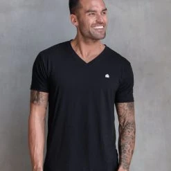 INTO THE AM Basic V-Neck Tee