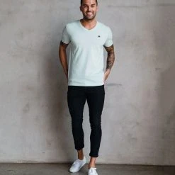 INTO THE AM Basic V-Neck Tee