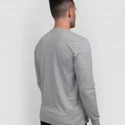 INTO THE AM Essential Long Sleeve Tee Tops & Outerwear