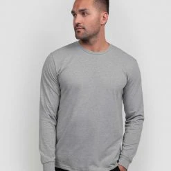 INTO THE AM Essential Long Sleeve Tee Tops & Outerwear