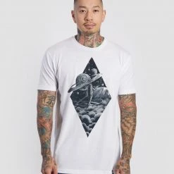 INTO THE AM Men Space Drifter Tee