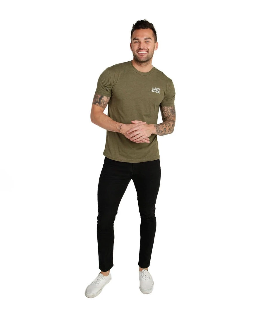 INTO THE AM Summer Islands Tee Tops & Outerwear 7 INTO THE AM Summer Islands Tee Tops & Outerwear